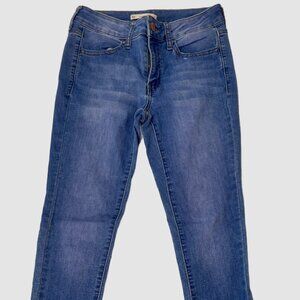 Juniors' SO® Low-Rise Jeggings